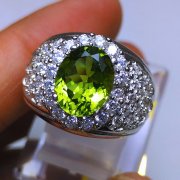 batu permata, batu mulia, cincin permata BATU MULIA NATURAL PERIDOT batu permata, batu mulia, cincin permata BATU MULIA NATURAL PERIDOT