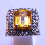 batu permata, batu mulia, cincin permata BATU PERMATA SUPER SPARKLING CITRINE