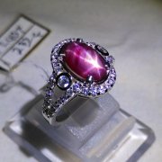 batu permata, batu mulia, cincin permata BEAUTIFUL LADIES RING RUBY STAR